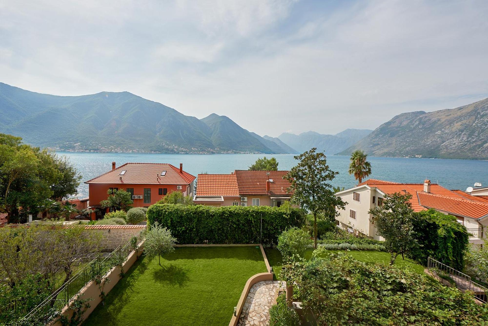 2Montenegro Mimoza Apartments Dobrota Exterior foto